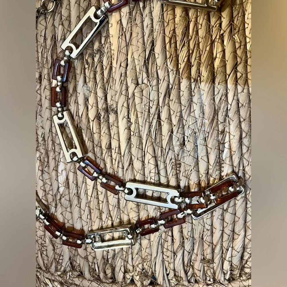 Silver metal links chain hip belt with brown spotted plastic links